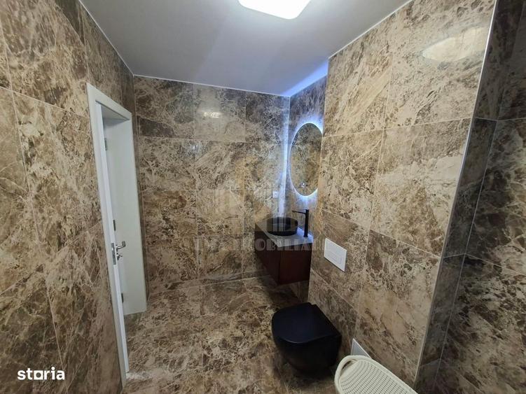 Casă cu 3 camere decomandat cu Canalizare în Sânpetru