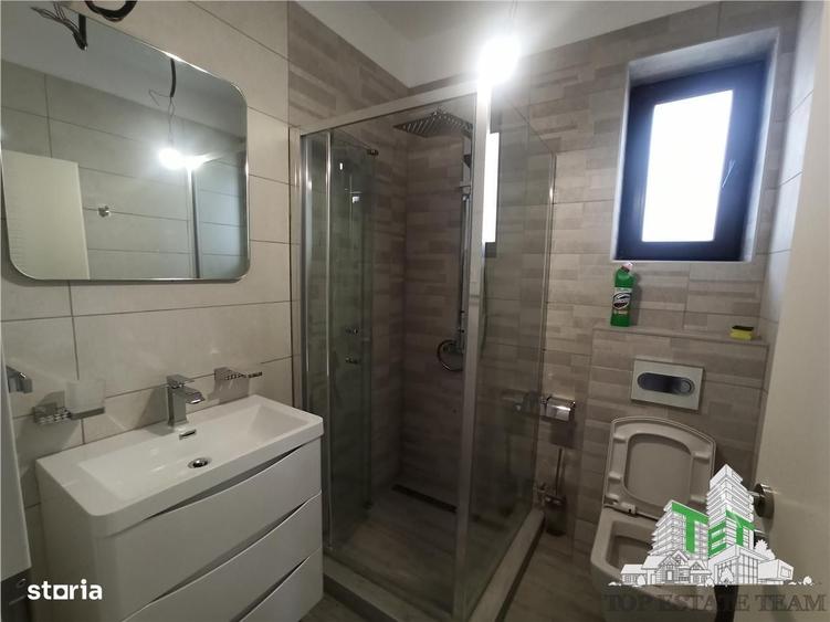 Casă cu 4 camere în Odăile