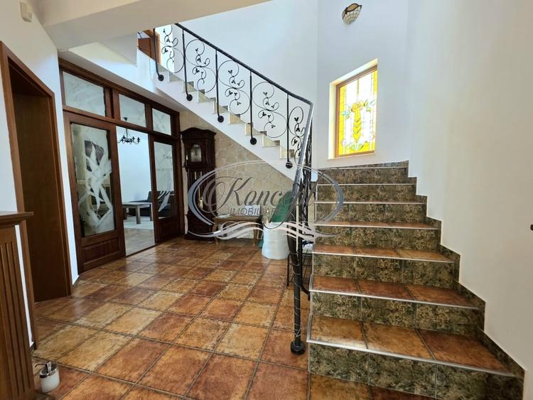 Casă individuală cu 5 camere cu Canalizare în Gheorgheni