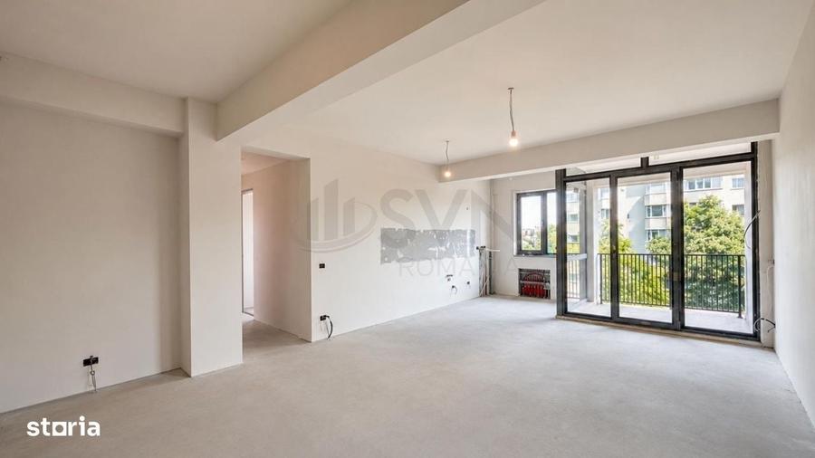 Apartament cu 3 camere semidecomandat în Ștefan cel Mare