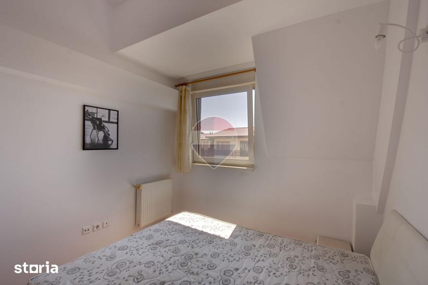 Apartament cu 4 camere decomandat în Aradului