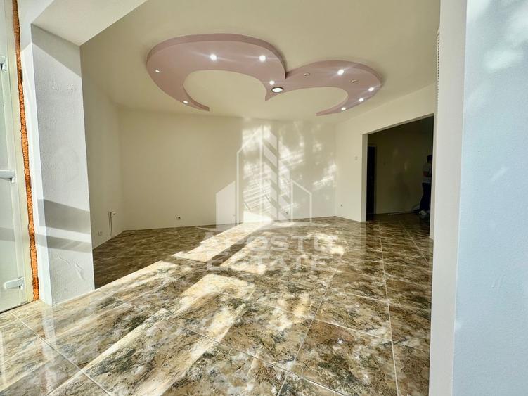 Apartament cu 2 camere semidecomandat în Soarelui