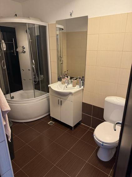 Apartament cu 2 camere în Florești