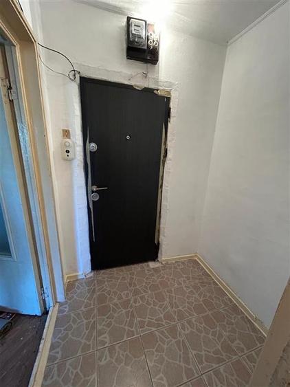 Garsonieră semidecomandată în Apollo