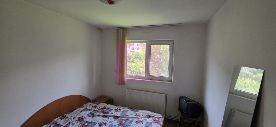 Apartament cu 2 camere semidecomandat în Platoul Izvor