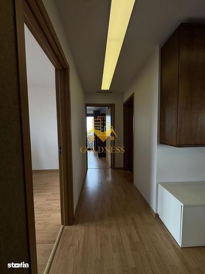 Apartament cu 3 camere în Zorilor