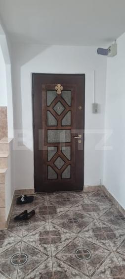 Apartament cu 3 camere decomandat, mobilat în Câmpia Turzii