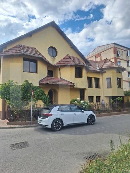 Casa de vanzare Cotu Mic - 1