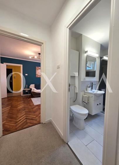 Apartament cu 2 camere semidecomandat, mobilat în Take Ionescu