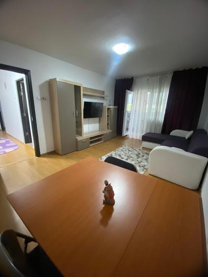 Apartament cu 2 camere decomandat în Mioriței