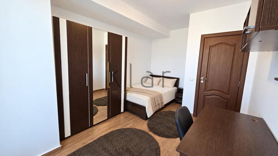 Apartament cu 3 camere semidecomandat, mobilat în Gheorgheni