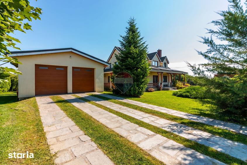 Casă cu 6 camere cu Teren 59248 Mp în Dascălu