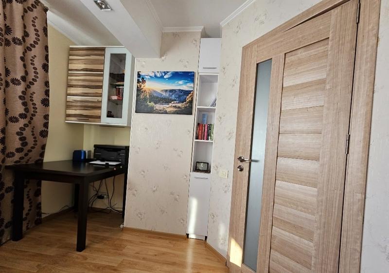 Apartament cu 2 camere decomandat, mobilat în Energia