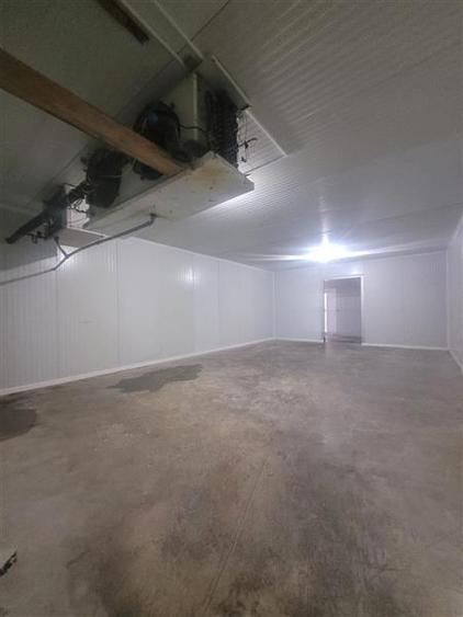 Spațiu comercial, de 750 mp, în Zona Industrială
