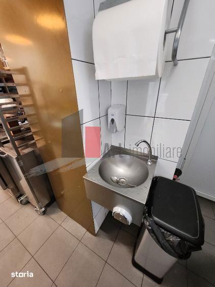 Spațiu comercial, de 71 mp, în Centrul Istoric