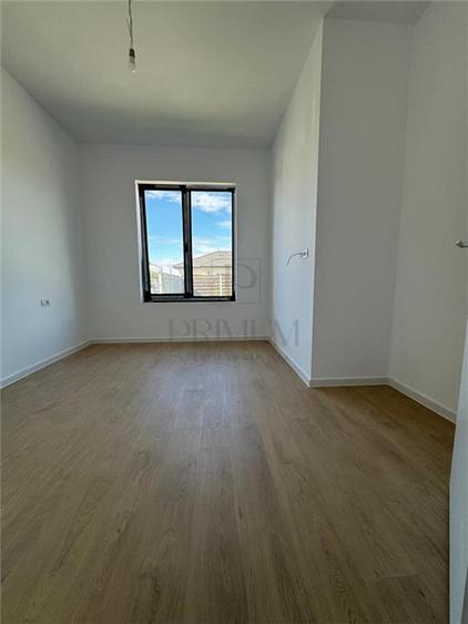 Duplex cu 4 camere cu Teren 380 Mp în Moșnița Nouă