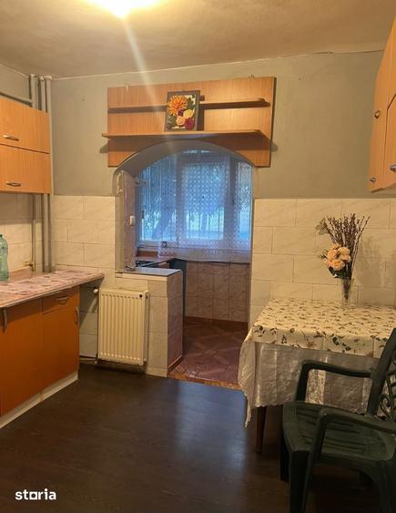 Apartament cu 2 camere decomandat în Calea București