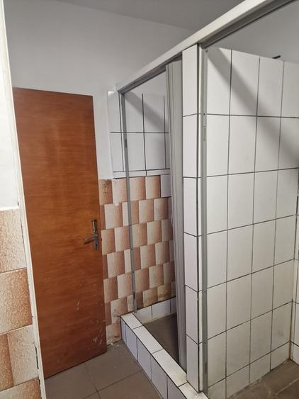Casă individuală cu 9 camere cu Garaj în Otopeni