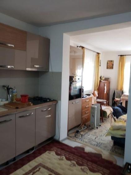 Casă individuală cu 4 camere cu Teren 1525 Mp în Brăiești