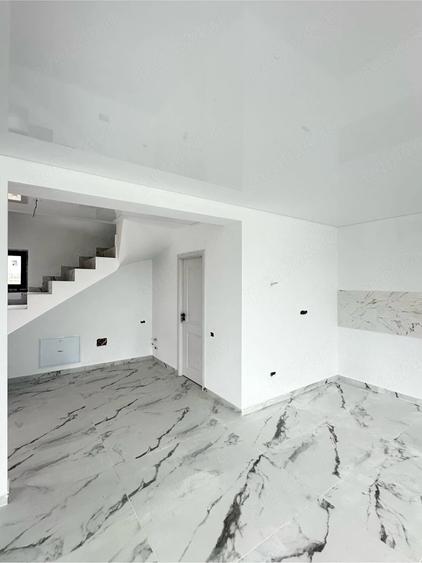 Casă cu 3 camere cu Teren 220 Mp în Dărăști-Ilfov