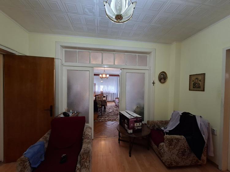 Apartament cu 4 camere în Central