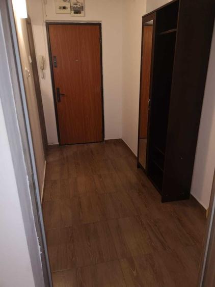 Garsonieră decomandată în Tineretului