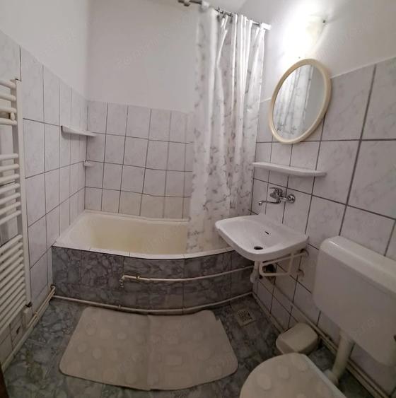 Garsonieră decomandată în Craiter