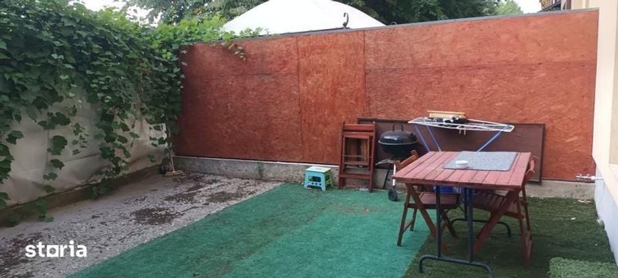 Inchiriez apartament doua camere - 1