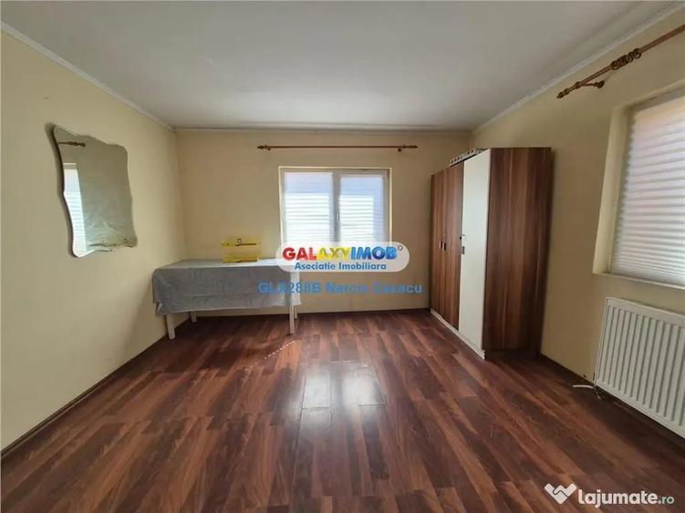 Casă cu 7 camere cu Teren 359 Mp în 1 Mai