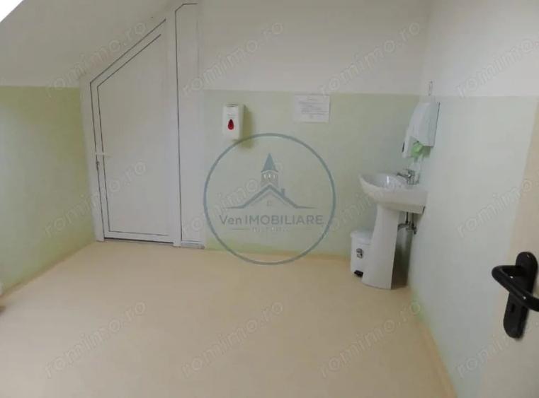 Spațiu comercial, de 500 mp, în Budești