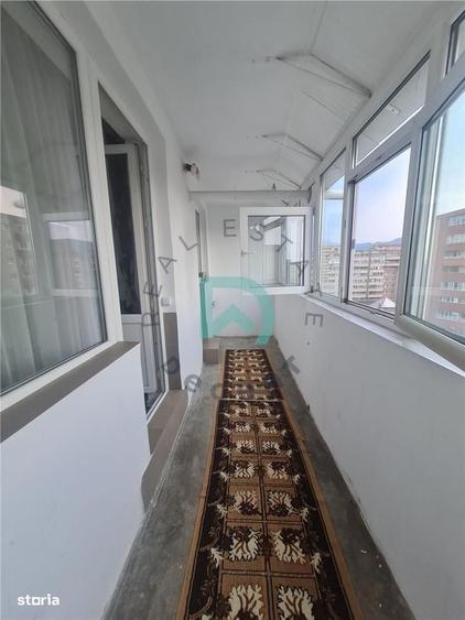 Apartament cu 2 camere semidecomandat în Vlahuță