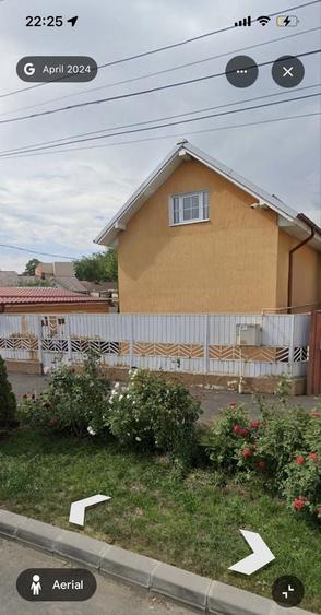 Casă cu 4 camere în Central