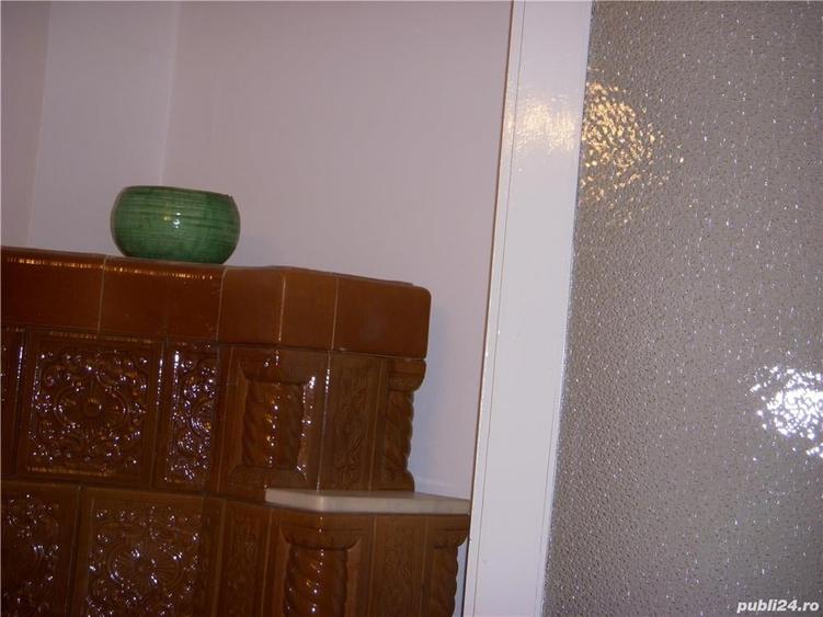 Proprietar vand casa singur in curte semicentral - 10