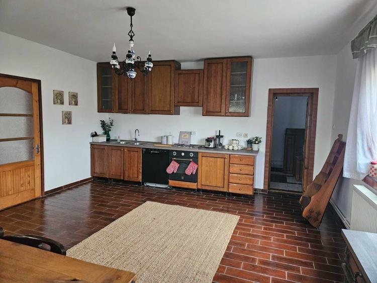 Vand casa cu teren generos la Sacosu Turcesc - 5