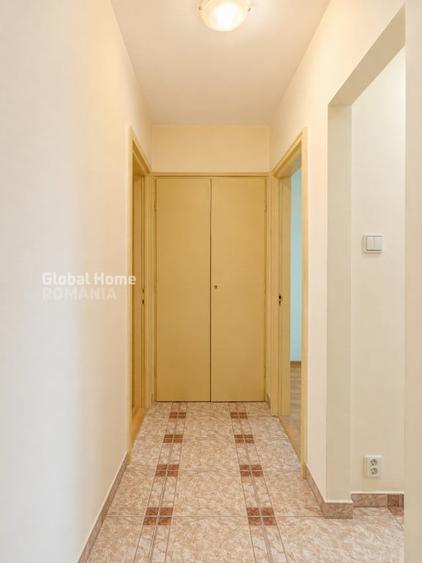 Apartament cu 3 camere semidecomandat în Drumul Taberei
