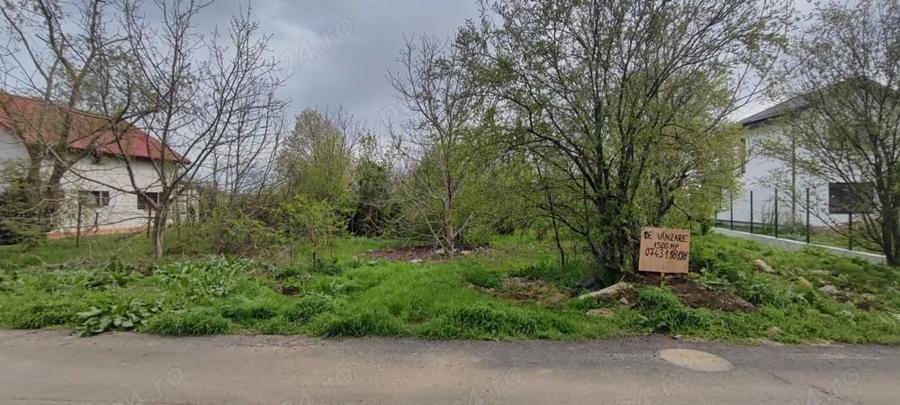 Teren de 1500 mp, în Căciulați