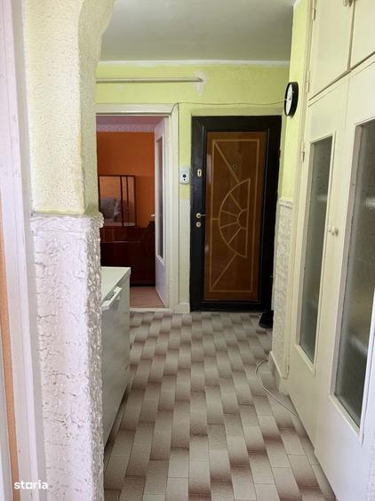 Apartament cu 2 camere decomandat în Micro 14