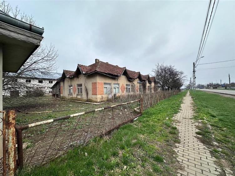 Spațiu industrial, de 2,167 mp, în Drânceni