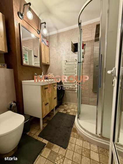 Apartament cu 3 camere decomandat în Gară