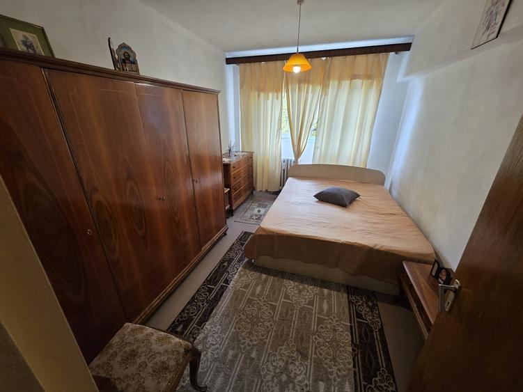 Apartament cu 2 camere decomandat, mobilat în Vitan