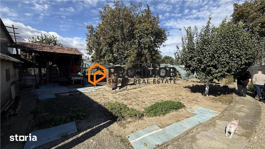 Casă cu 5 camere decomandat cu Teren 1709 Mp în Mărăcineni