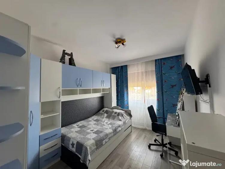 Apartament cu 3 camere decomandat în Chiajna
