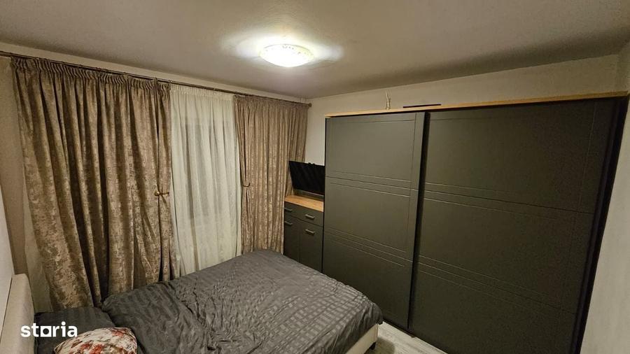 Apartament cu 3 camere decomandat în Lăpuș