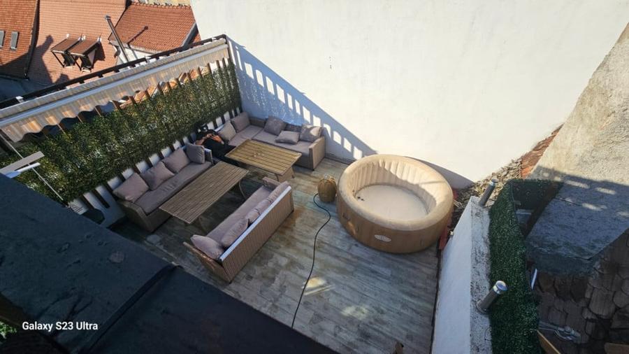 Casă cu 5 camere cu Teren 80 Mp în Centrul Istoric