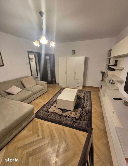 Apartament cu 3 camere în 13 Septembrie