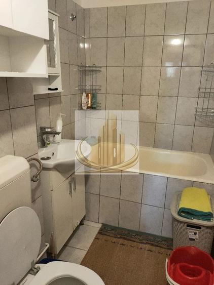 Apartament cu 2 camere semidecomandat în Berceni