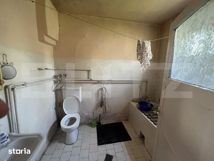Casă cu 3 camere cu Teren 1263 Mp în Central