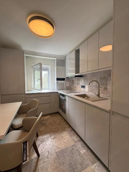 Apartament cu 2 camere semidecomandat în Olimpia-Stadion