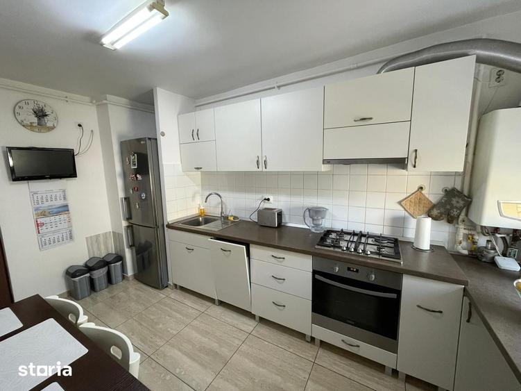 Apartament cu 4 camere în Central