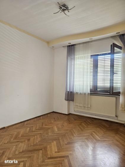 Casă cu 3 camere cu Teren 600 Mp în Trei Stejari